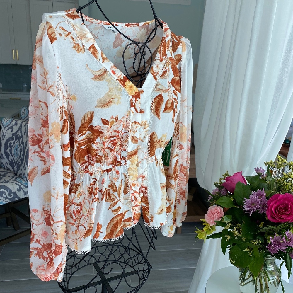 NWT Guess Floral V-Neck Blouse Sz M - Picture 3 of 12